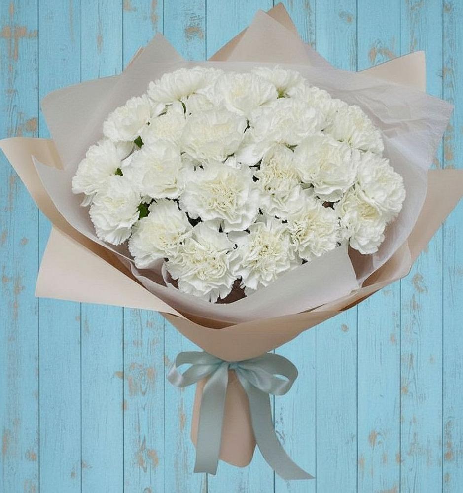 Букет Хрустальное утро в Тюмени Букет цветов из: Гвоздики в Тюмени