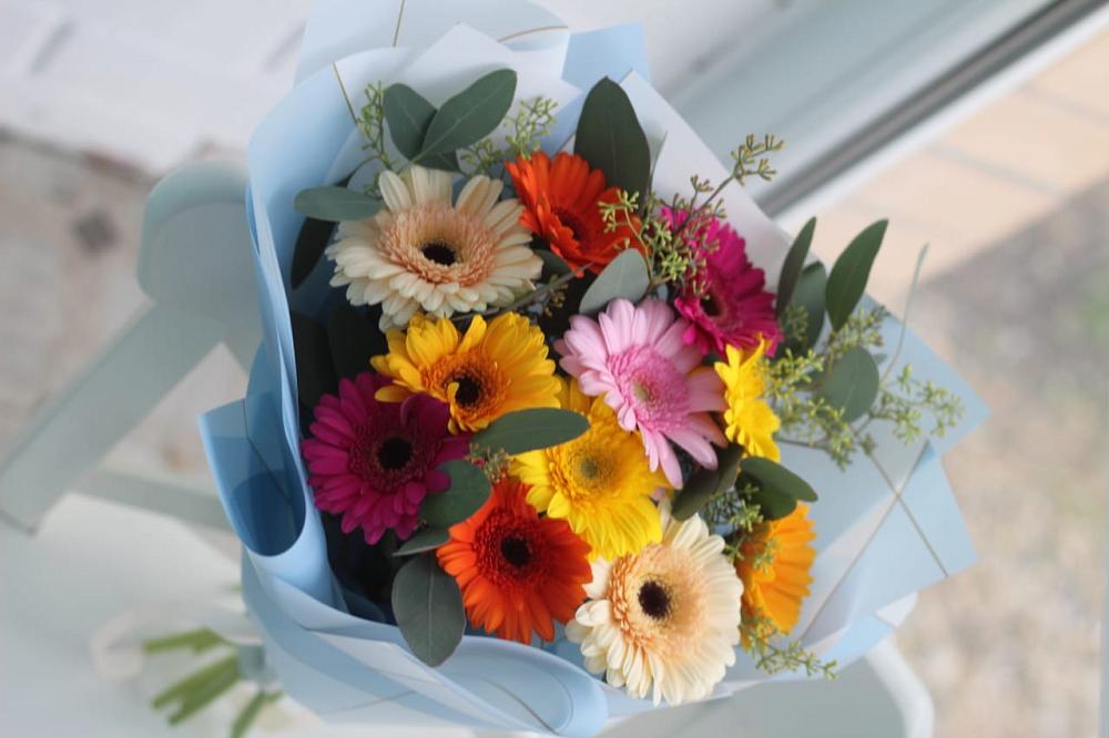 Букет мини герберы в Тюмени Букет цветов из: Герберы в Тюмени