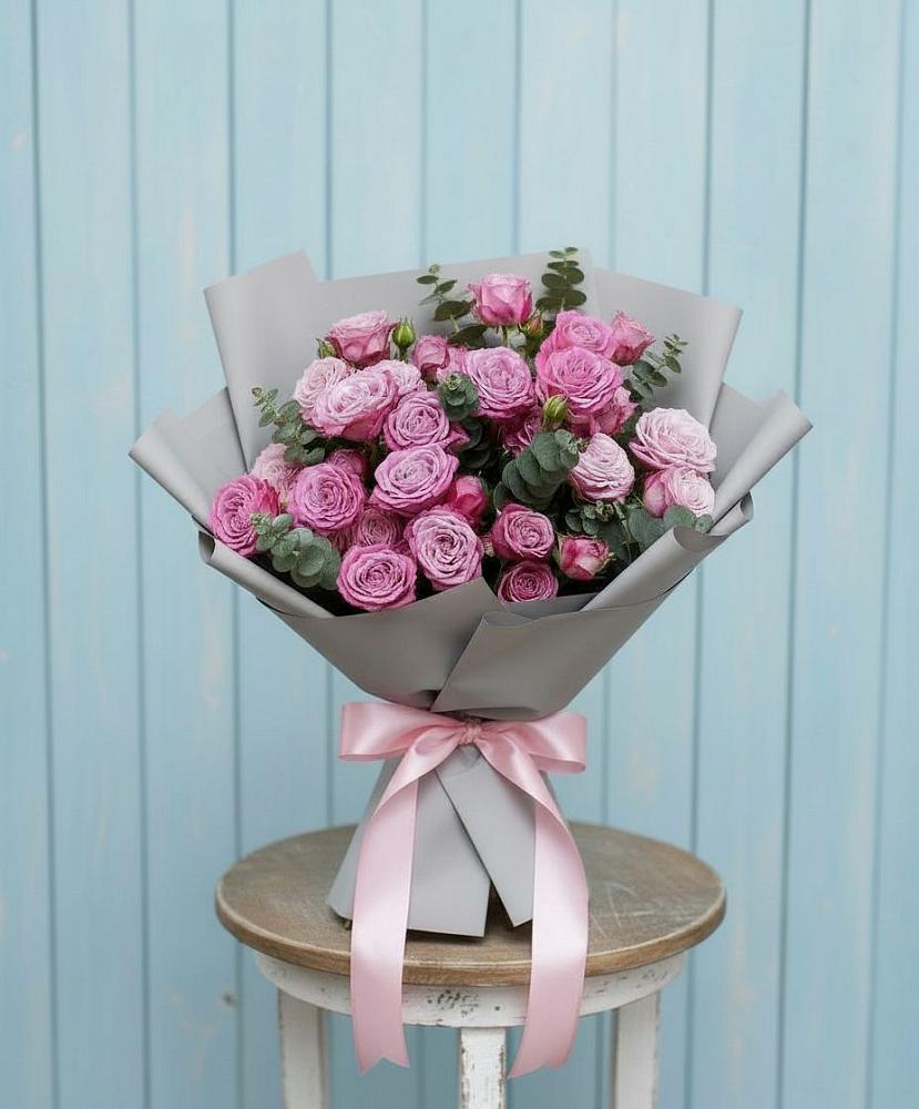 Композиция Яркий комплимент в Тюмени Букет цветов из: Розы в Тюмени