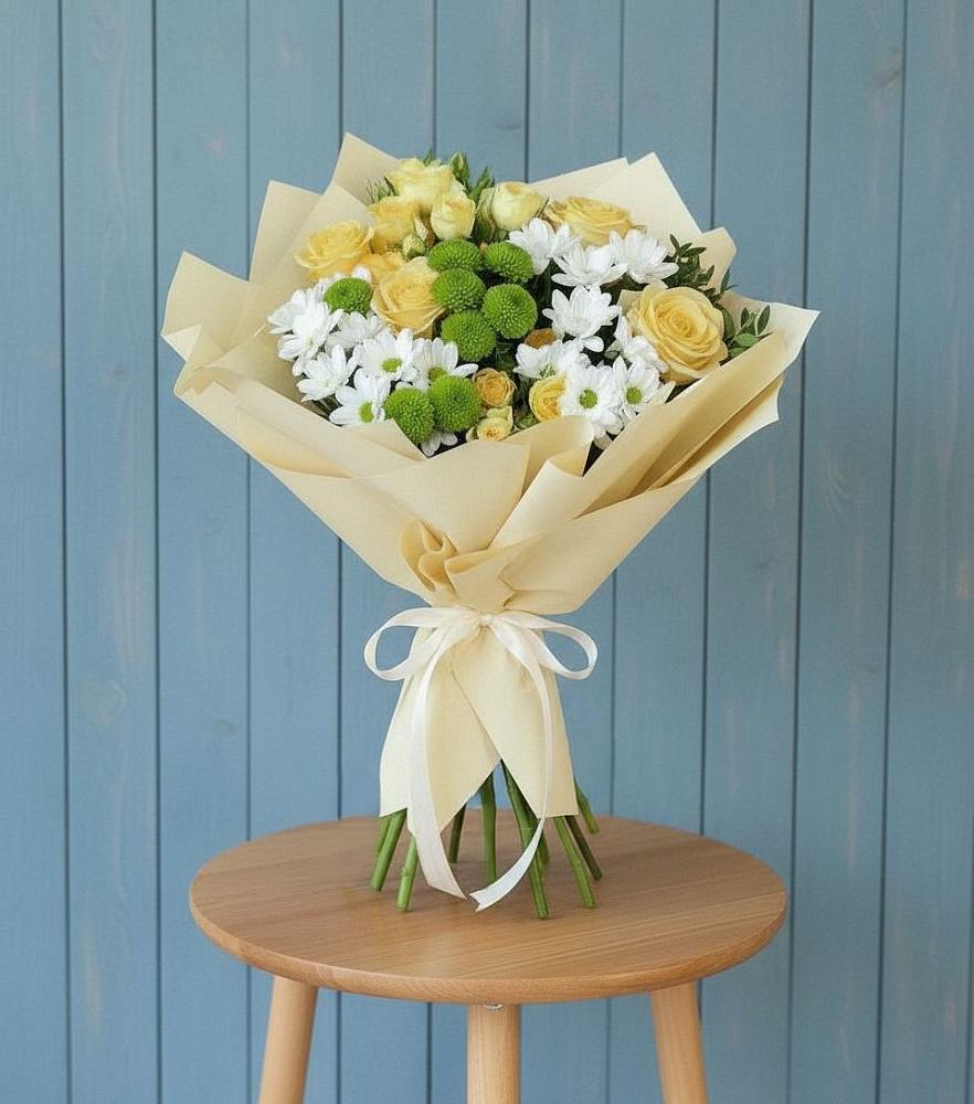 Букет Луч солнца в Тюмени Букет цветов из: Хризантемы и Розы в Тюмени