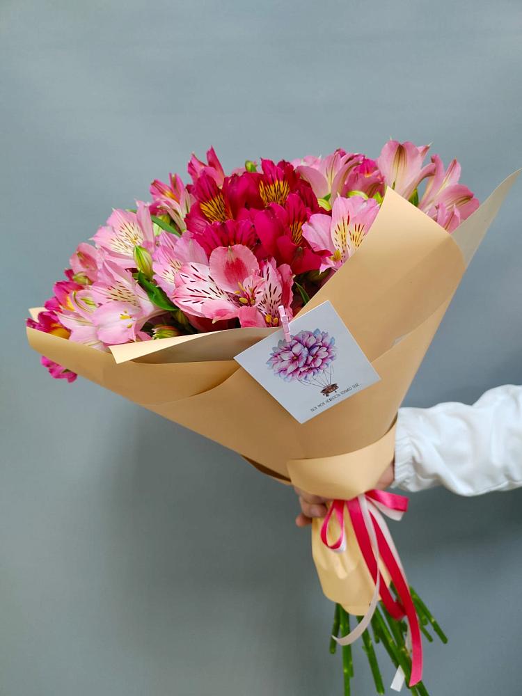 Букет малиновое вино в Тюмени Букет цветов из: Альстромерии в Тюмени