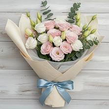 Букет шампанское в Тюмени Букет цветов из:  Лизиантусы в Тюмени