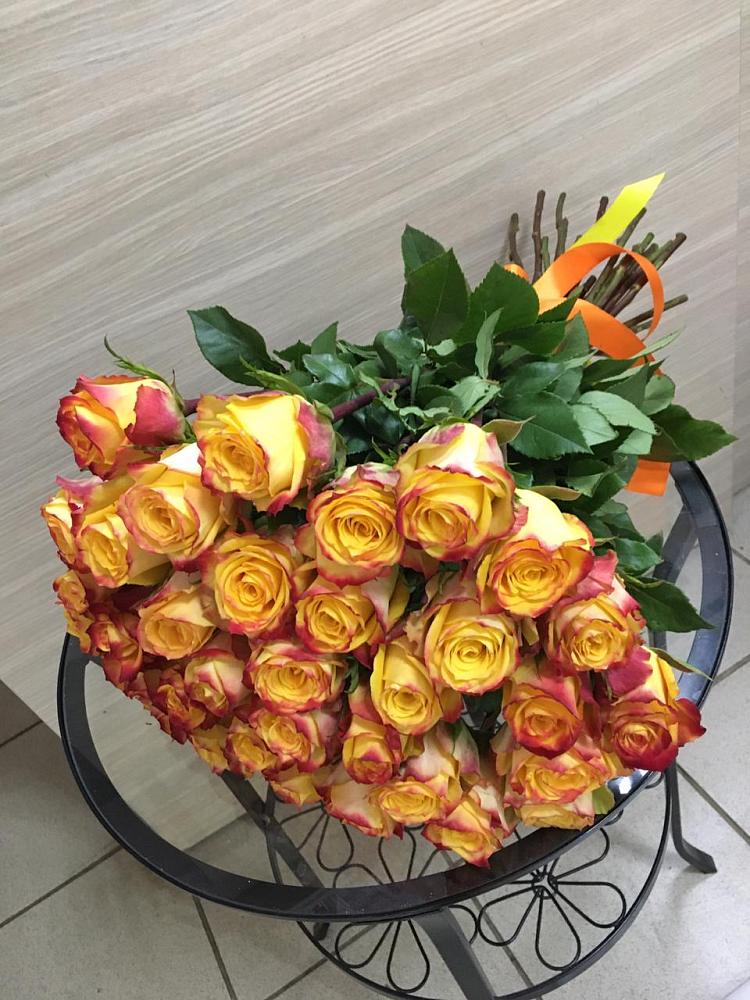 Желтые розы  в Тюмени Букет Желтые розы в Тюмени