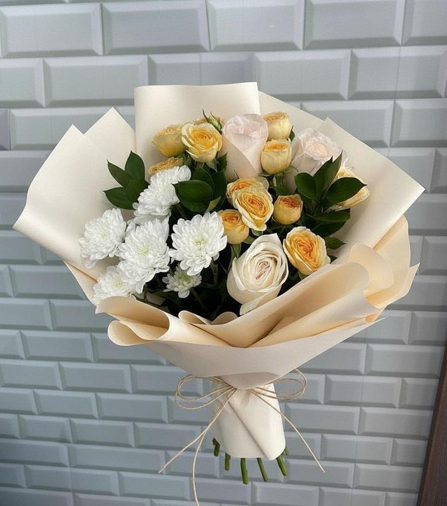 Букет цветочный вальс в Тюмени Букет цветов из: Розы и Хризантемы в Тюмени