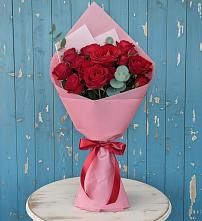 Букет красный бархат в Тюмени Букет цветов из:  Розы в Тюмени