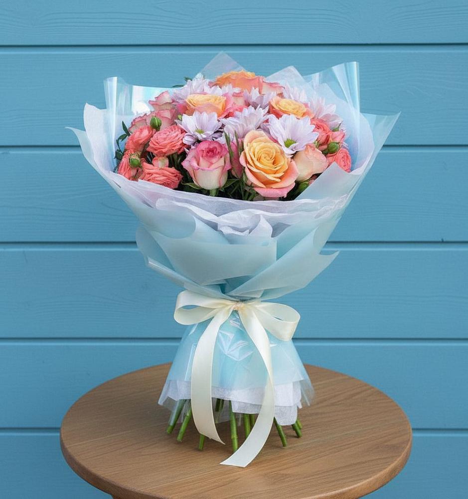 Букет Счастливые мгновение в Тюмени Букет цветов из: Хризантемы и Розы в Тюмени