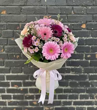 Букет яркие краски в Тюмени Букет цветов из:  Герберы и Хризантемы в Тюмени